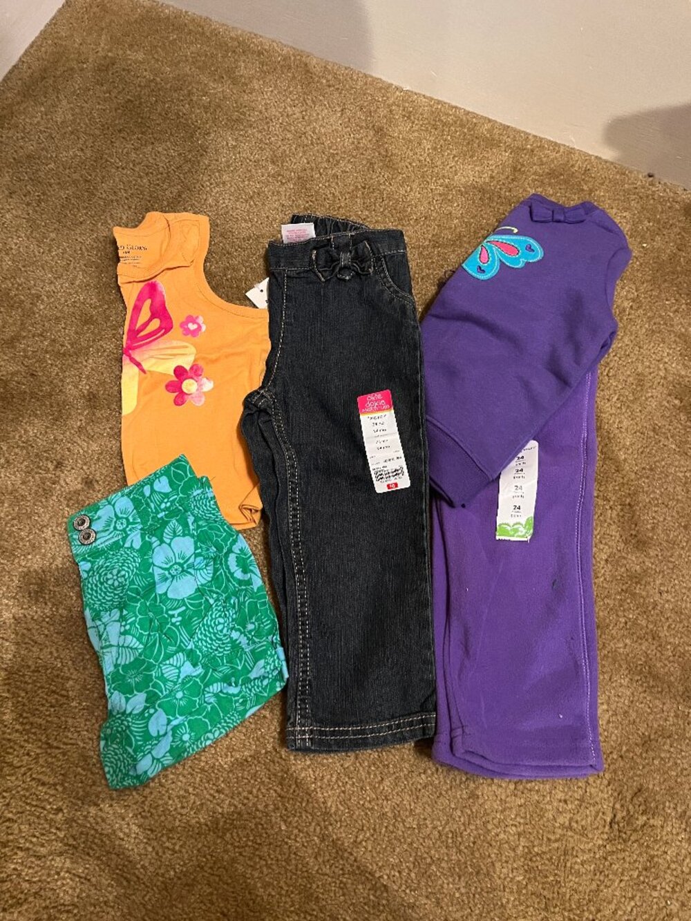 Lot #12 of 2T/24 months girls clothes, NWT